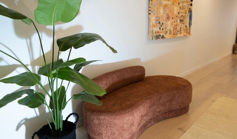 Bringing the Outdoors In: Mixing Faux and Real Plants in Interior Design