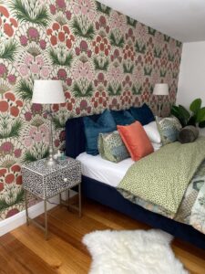Stylish bedroom design in Beaumaris Project Gallery with vibrant decor.