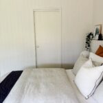 Stylish modern bedroom in the Keysborough Project gallery.