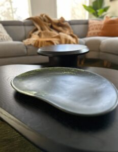 Modern decor in Keilor Project Gallery living room